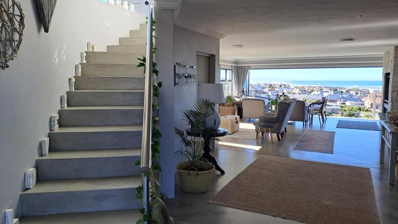 2 Bedroom Property for Sale in Stilbaai East Western Cape